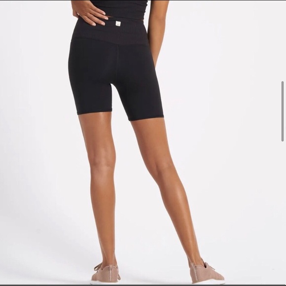 New Vuori Women’s Rib Studio Short Black Size Small - Picture 5 of 7